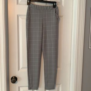 Pretty Little Thing grey and white dress pants